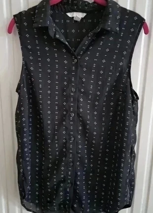 Chemise H&M S-T 36 👩🏻, marque: H&M, état: Très bon état, taille: S / 36 / 8, 10,00 €, 11,20 € Protection acheteurs incluse