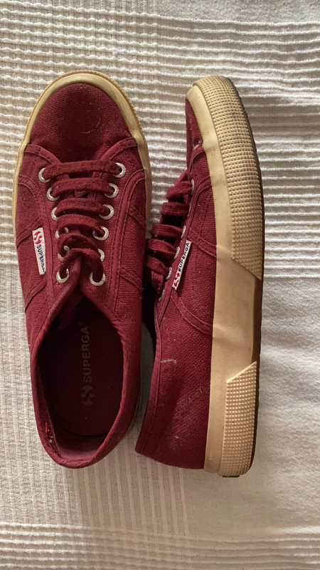 Superga granates top