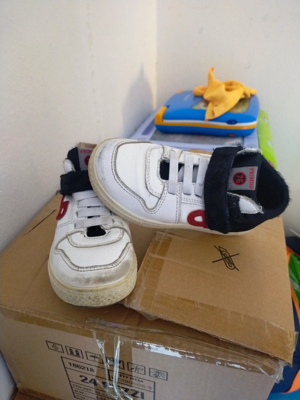 Scarpe spellate 2025