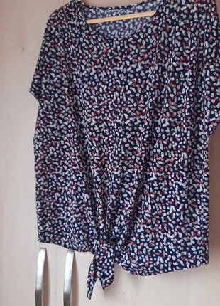 Blouse nouée devant, marque: Inconnu, état: Très bon état, taille: XXL / 44 / 16, 3,00 €, 3,85 € Protection acheteurs incluse