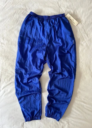 Vintage 90s Pierre Cardin track pants electric blue, marca: Pierre Cardin, estado: Novo com etiquetas, tamanho: M, €20.00, €21.70 inclui Proteção do Comprador