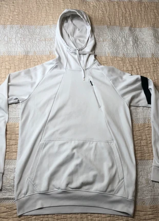 Sweat a capuche nike sport, marke: Nike, zustand: Gut, größe: M, 15,00 €, 16,45 € inklusive Vinted-Käuferschutz