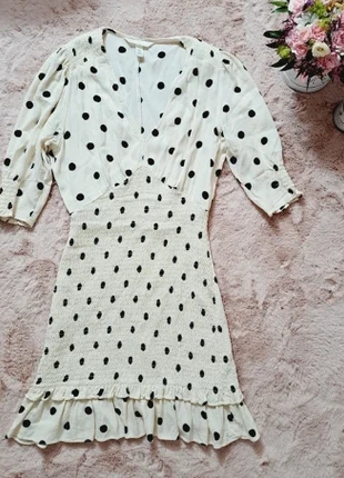 Krémové letní mimi šaty s puntíky, marque: MIMI, état: Très bon état, taille: S / 36 / 8, 16,00 €, 17,50 € Protection acheteurs incluse