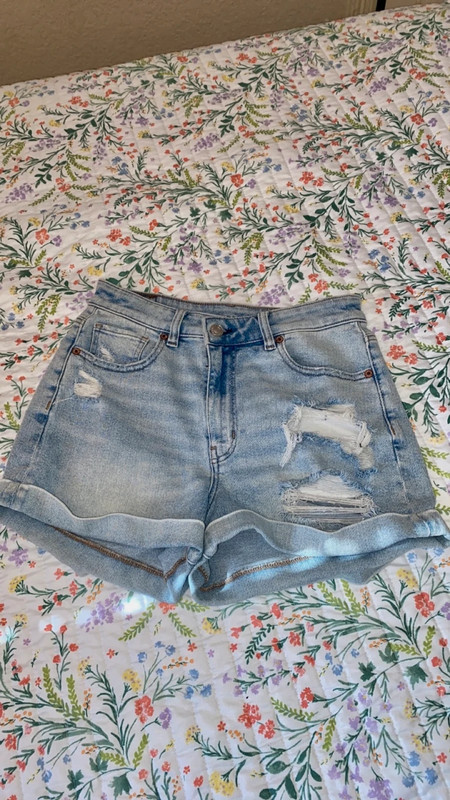 American eagle mom shorts