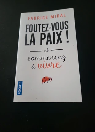 Livre, zustand: Sehr gut, 3,00 €, 3,85 € inklusive Vinted-Käuferschutz