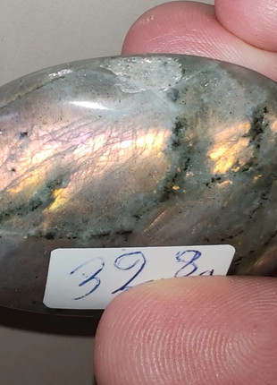 Pierre plate en Labradorite violette, qualité AA, 32,8gr avec son support, marque: sans marque, état: Neuf sans étiquette, 5,00 €, 5,95 € Protection acheteurs (Pro) incluse