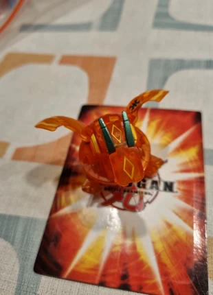Bakugan translucent bakusolar 670g hyper dragonoid, merk: Bakugan, staat: Heel goed, maat: Universeel, € 7,99, € 9,09 inclusief Kopersbescherming