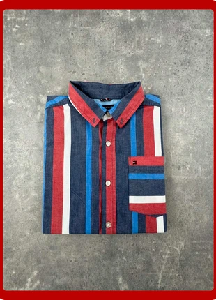 Chemise Tommy Hilfiger à rayures multicolores S - Très bon état - Style vintage casual, marke: Tommy Hilfiger, zustand: Sehr gut, größe: S, 18,00 €, 19,60 € inklusive Vinted-Käuferschutz