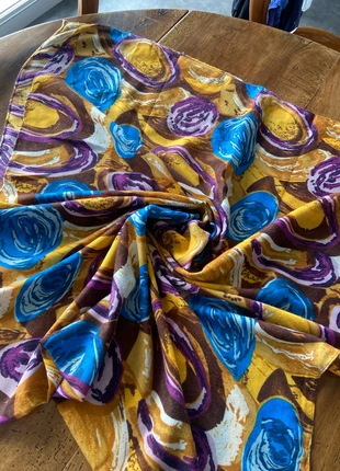 Grande écharpe colorée en viscose Jade & Clarisse – 180 x 90 cm, marque: jade & clarisse, état: Très bon état, 4,00 €, 4,90 € Protection acheteurs incluse