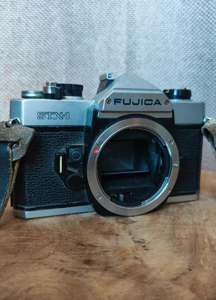 Reflex 35 mm Fujica STX-1,, marke: fujica, zustand: Sehr gut, 29,00 €, 31,15 € inklusive Vinted-Käuferschutz