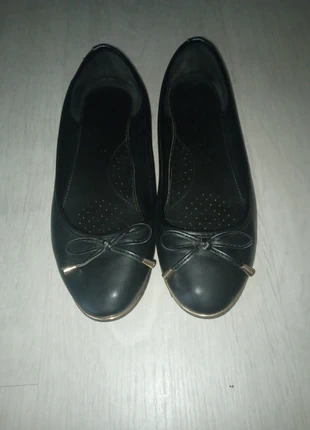 Black and gold Flat shoes, estado: Muito bom, tamanho: 38, €2.90, €3.75 inclui Proteção do Comprador