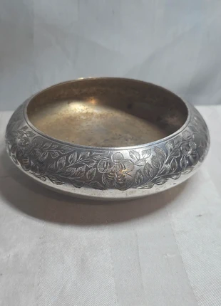 Vintage silver plated brass bowl with engraved floral, condition: Good, £10.00, £11.20 includes Buyer Protection