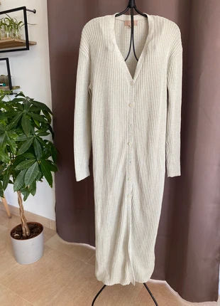 Robe gilet gris H&M, marque: H&M, état: Très bon état, taille: S / 36 / 8, 5,00 €, 5,95 € Protection acheteurs incluse