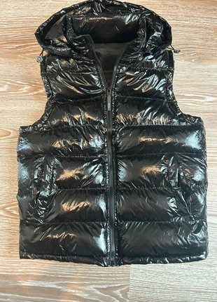 Doudoune sans manches noire – effet brillant, marque: y2k, état: Neuf sans étiquette, taille: S, 45,00 €, 47,95 € Protection acheteurs incluse