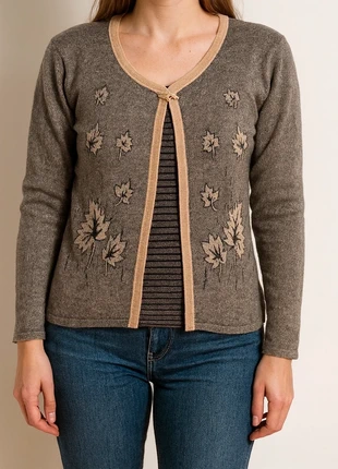 Pull fin gris à motifs feuilles, Amparo -Taille L, merk: Amparo, staat: Heel goed, maat: L / 40 / 12, € 2,00, € 2,80 inclusief Kopersbescherming