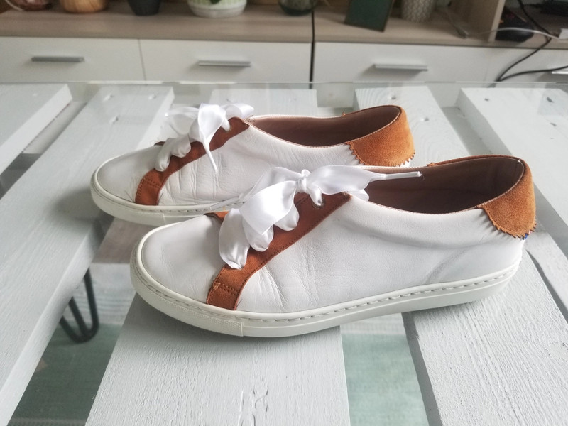Chaussures Un Si Beau Pas blanches et ocre Vinted