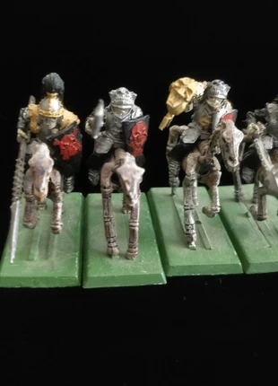 X4 Black Knight Vampire Counts Warhammer, marque: Games Workshop, état: Très bon état, 38,00 €, 40,60 € Protection acheteurs incluse