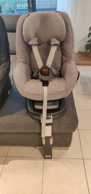 Siege auto maxi sale cosi 2way pearl