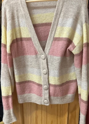 b.young Striped Cardigan – Soft Pastel Knit (Size L), marca: b.young, estado: Muy bueno, tamaño: L / 40 / 12, 5,00 €, 5,95 € Protección al comprador incluida