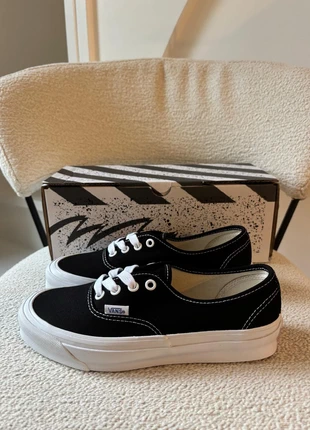 Chaussures Vans, marca: Vans, estado: Novo com etiquetas, tamanho: 36.5, €38.00, €40.60 inclui Proteção do Comprador