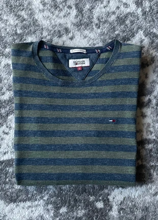Pull Tommy rayé col rond kaki bleu vintage American military green taille m, marque: Tommy Hilfiger, état: Très bon état, taille: M, 12,00 €, 13,30 € Protection acheteurs incluse