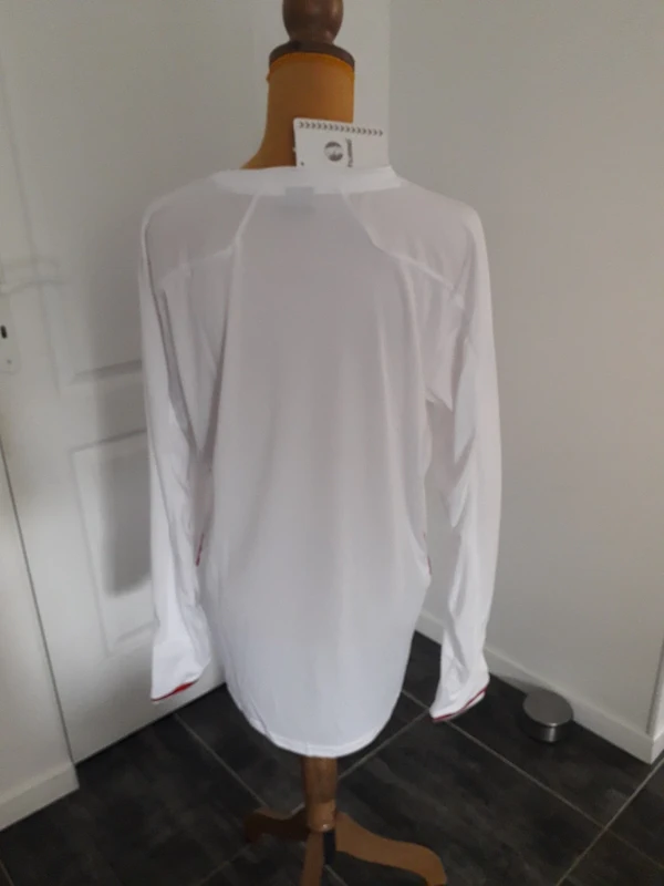 T-shirt Hummel neuf - photo numéro 2