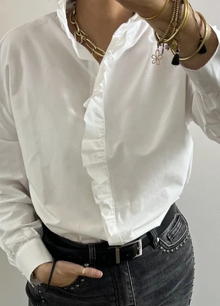 Chemise col victorien couleur blanc crème - ultra tendance Taille S - Jeanne!*23iS, brand: Boutique Parisienne, condition: New with tags, size: S / 36 / 8, €32.00, €34.30 includes Buyer Protection Pro