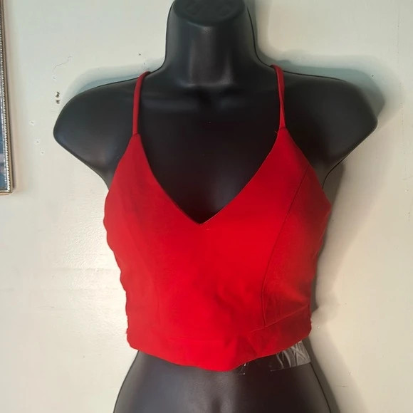 Red lace back crop top 1