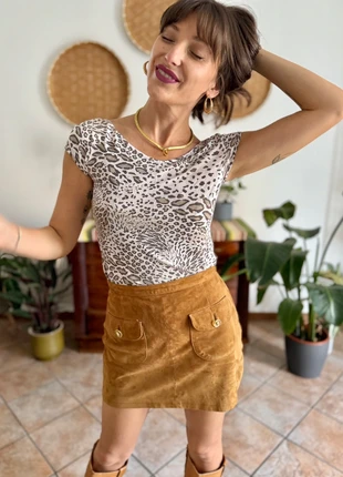 1990's vintage semi sheer animal print top, brand: Unique Vintage, condizioni: Ottime, taglia: M / IT 42 / EU 38, €12.00, €13.30 include la Protezione acquisti Pro