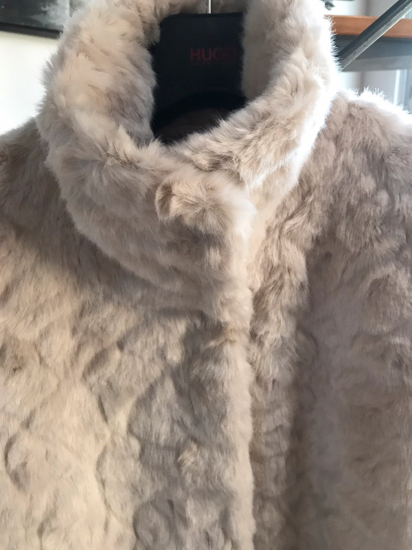 Manteau fausse fourrure Naf Naf neuf
