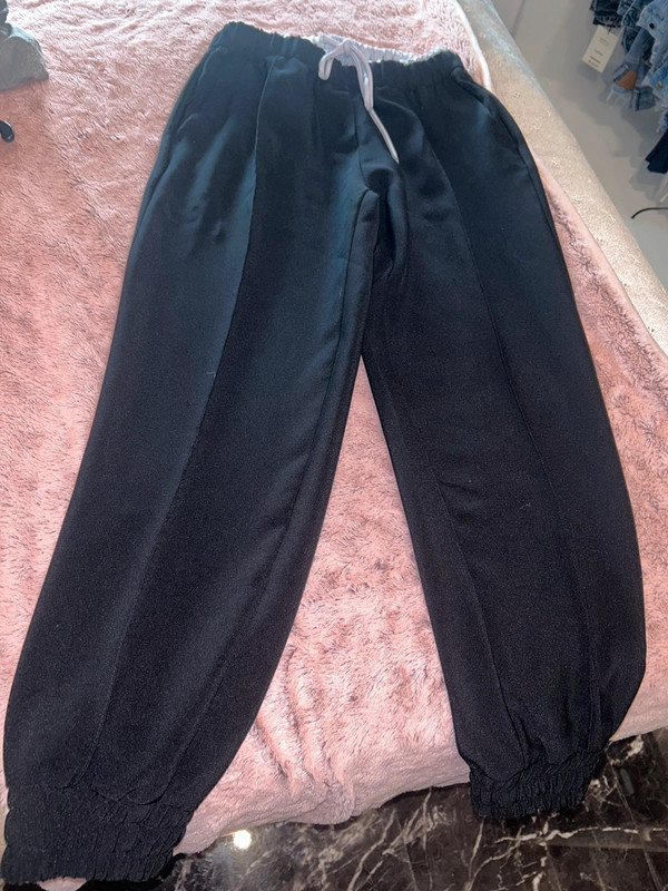 Pantalón negro Zara 1