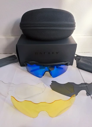 Lunettes Oakley Radar EV reflet bleu violet, marke: Oakley, zustand: Neu, mit Etikett, 80,00 €, 84,70 € inklusive Vinted-Käuferschutz