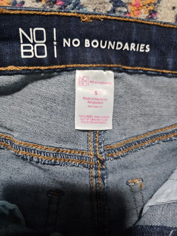 No Boundaries Skinny Fit Slimming Jeans Stretch Size 5 Nwt 5