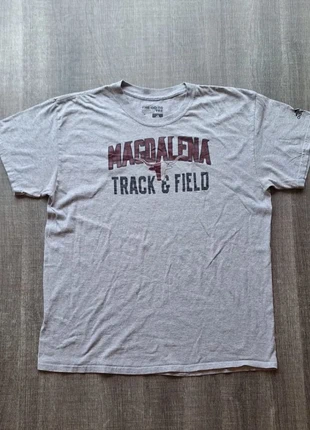 T-shirt Adidas Magdelena Gris Taille L, merk: adidas, staat: Heel goed, maat: L, € 7,00, € 8,05 inclusief Kopersbescherming