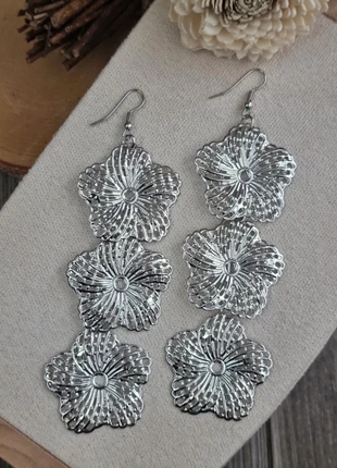 Statement bloom! Long floral metal earrings (12 cm) 0073, état: Neuf sans étiquette, 6,99 €, 8,04 € Protection acheteurs (Pro) incluse