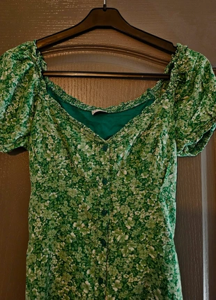 Robe verte à fleurs 🌿, marke: Pimkie, zustand: Sehr gut, größe: S / 36 / 8, 4,00 €, 4,90 € inklusive Vinted-Käuferschutz