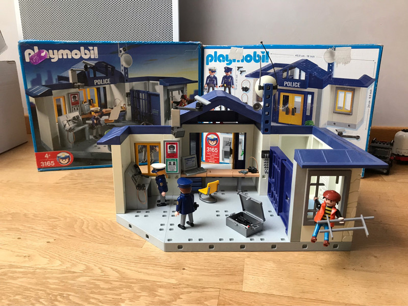 Police Station with Jail - Police Playmobil 3165