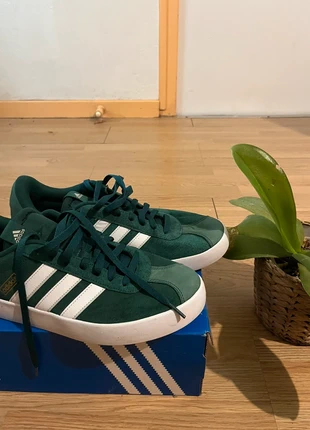 Chaussures adidas homme, merk: adidas, staat: Heel goed, maat: 45, € 40,00, € 42,70 inclusief Kopersbescherming