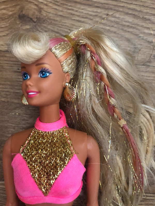 Hair colour changing barbie sales