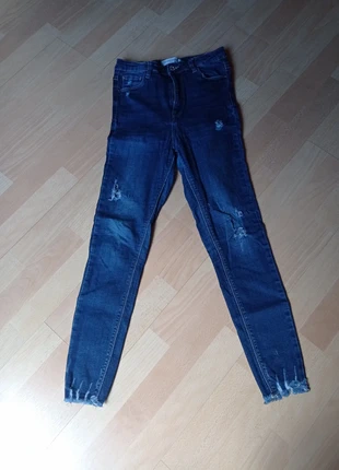 Pantalon queen heart Paris , marque: Heart, état: Bon état, taille: M / 38 / 10, 6,00 €, 7,00 € Protection acheteurs incluse