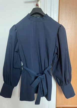 Blouse nouée, marca: Shein, estado: Novo sem etiquetas, tamanho: XS / 34 / 6, €10.00, €11.20 inclui Proteção do Comprador