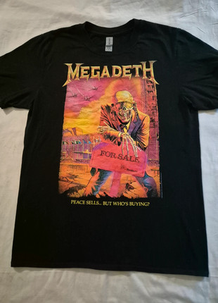 Tee shirt Megadeth, marque: Gildan, état: Neuf avec étiquette, taille: M, 35,00 €, 37,45 € Protection acheteurs incluse