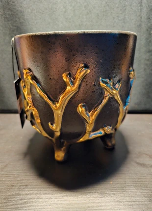 PTMD Zwarte/goudkleurige Keramiek Bloempot 15x16cm – Modern & Stijlvol, marque: PTMD, état: Neuf avec étiquette, 20,00 €, 21,70 € Protection acheteurs (Pro) incluse