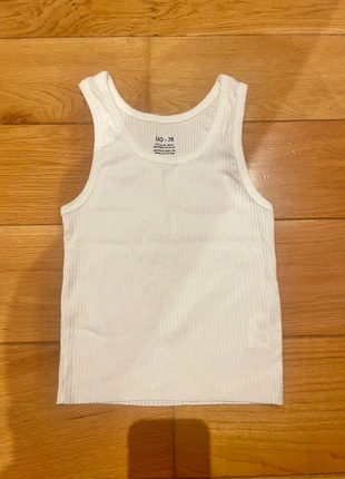 White tank top from urban outfitters: small, brand: Urban Outfitters, condition: New without tags, size: S / 36 / 8, €10.00, €11.20 includes Buyer Protection