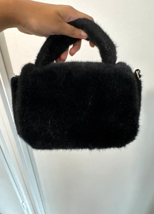 Sac noir fausse fourrure, brand: Shein, condition: Very good, €1.00, €1.75 includes Buyer Protection