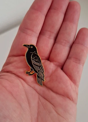Pin’s corbeau, marque: pas de marque, état: Neuf sans étiquette, 3,00 €, 3,85 € Protection acheteurs incluse