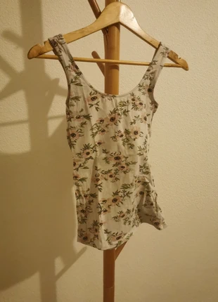 Débardeur stretch , brand: H&M, condition: Good, size: XS / 34 / 6, €1.50, €2.28 includes Buyer Protection