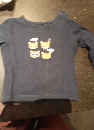 T-shirt lange mouwen, marque: JBC, état: Bon état, taille: 6-9 mois / 68 cm, 1,00 €, 1,75 € Protection acheteurs incluse