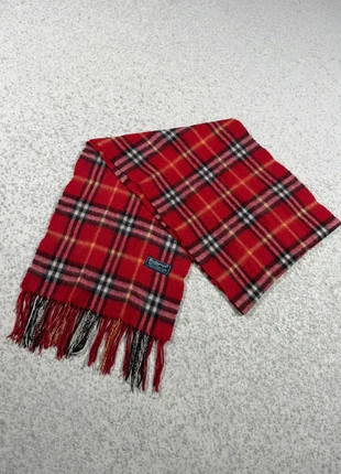 Écharpe Scarf Burberry Vintage Tartan Rouge, marque: Burberry, état: Très bon état, 25,00 €, 26,95 € Protection acheteurs incluse