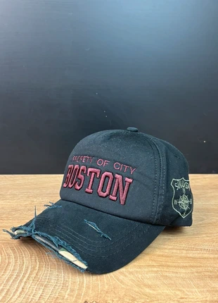 Distressed cap Y2K “City of Boston” with tags, merk: Boston, staat: Nieuw met prijskaartje, maat: Universele maat, € 12,00, € 13,30 inclusief Kopersbescherming